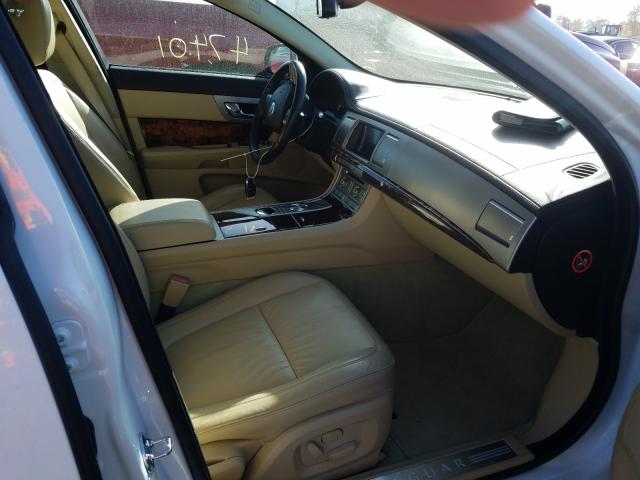 2011 JAGUAR XF SAJWA0FB2BLS13860