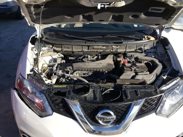 2015 NISSAN ROGUE S 5N1AT2MV7FC843421