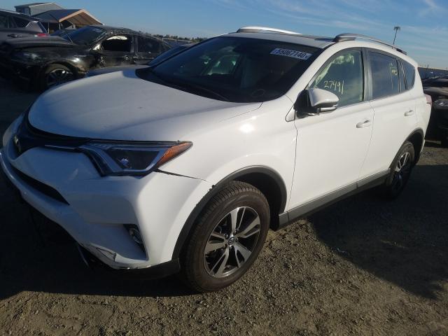 2018 TOYOTA RAV4 ADVEN JTMRFREV9JD258221