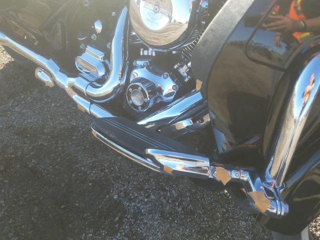 2014 HARLEY-DAVIDSON FLHXS STRE 1HD1KRM18EB636987