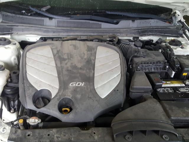 2016 KIA CADENZA LU KNALN4D70G5213585