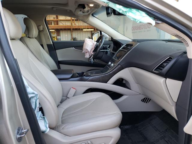 2017 LINCOLN MKX RESERV 2LMPJ6LR0HBL18350