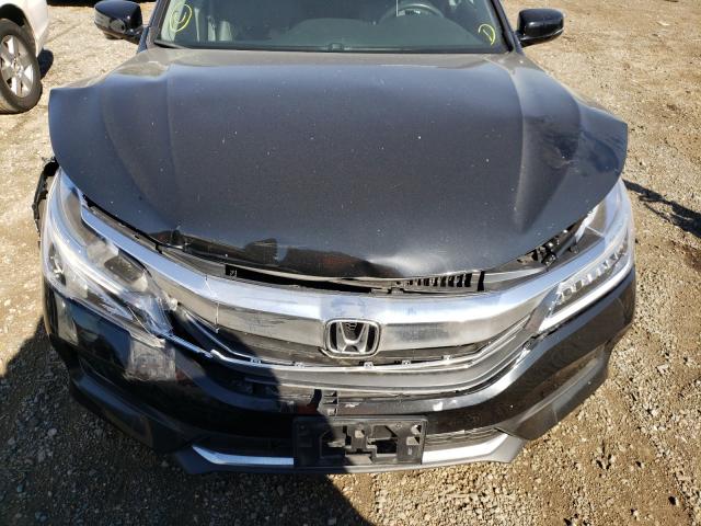2017 HONDA ACCORD TOU 1HGCR3F98HA029697