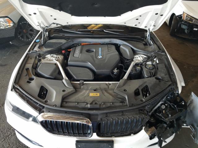 2019 BMW 530E WBAJA9C58KB393103