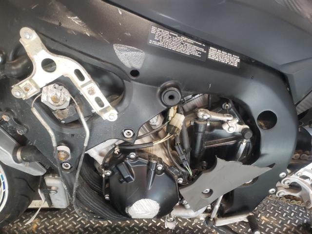 2013 SUZUKI GSX-R1000 JS1GT78AXD2101515
