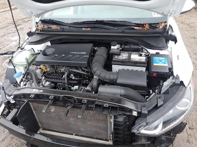 2017 HYUNDAI ELANTRA EC 5NPD94LA3HH094831