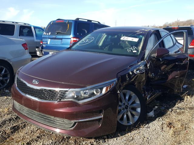 5XXGT4L39JG260562 2018 Kia Optima Lx