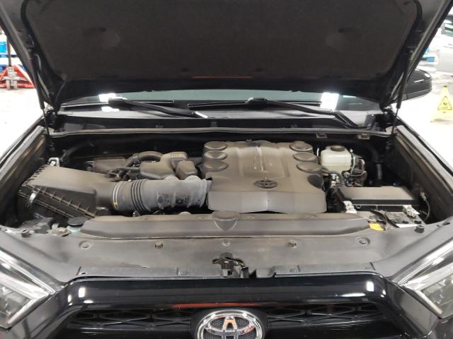 2019 TOYOTA 4RUNNER SR JTEBU5JR6K5616505