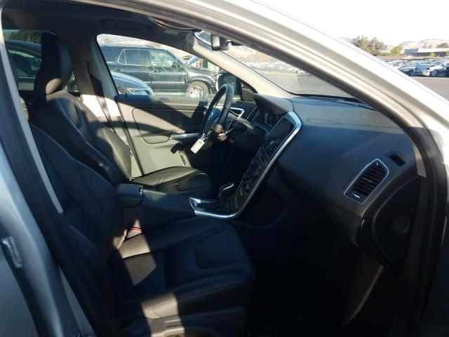 2015 VOLVO XC60 T6 PR - YV4902RC0F2583891