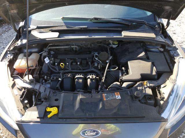2015 FORD FOCUS TITA 1FADP3J25FL305683