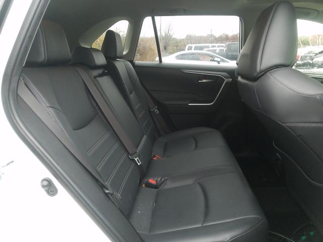 2019 TOYOTA RAV4 XLE P JTMA1RFV3KD510833