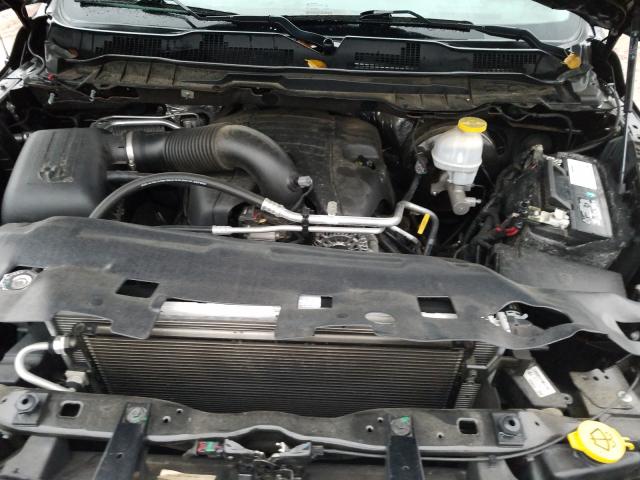 2017 RAM 1500 SLT 3C6RR6LT7HG584384