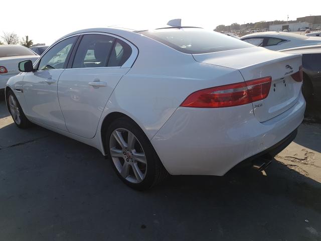 SAJAD4FN6KCP47768 Jaguar XE PREMIUM 3