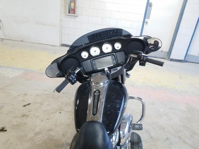 2018 HARLEY-DAVIDSON FLHX STREE 1HD1KBC13JB668040
