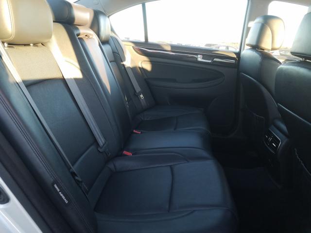 2013 HYUNDAI GENESIS 3. KMHGC4DD5DU258101