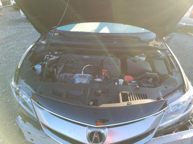 2017 ACURA ILX BASE W 19UDE2F32HA001819