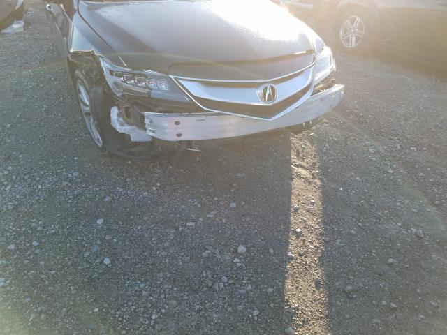 2017 ACURA ILX BASE W 19UDE2F32HA001819