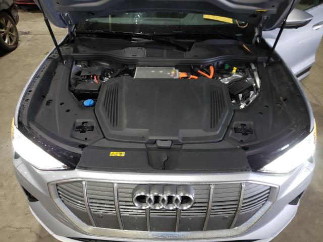 2019 AUDI E-TRON PRE WA1LABGE7KB021727