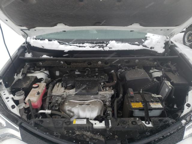 2016 TOYOTA RAV4 SE JTMJFREV4GD177200