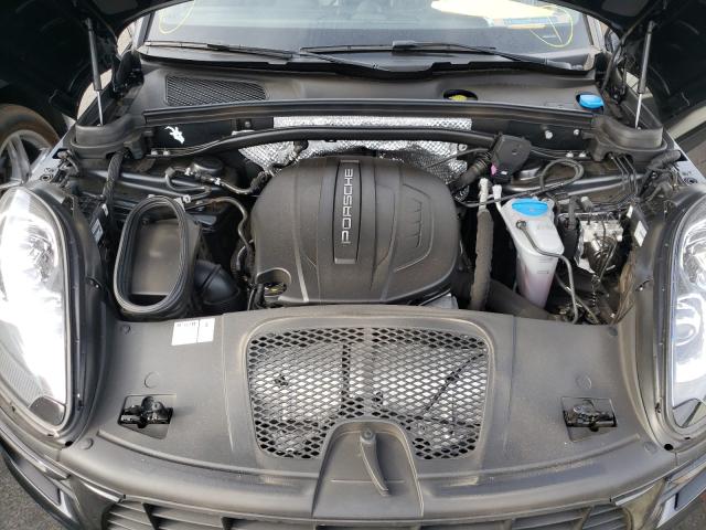 2018 PORSCHE MACAN WP1AA2A51JLB10691