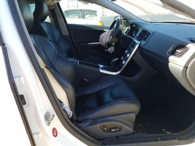 2015 VOLVO V60 CROSS YV4612HKXF1000595