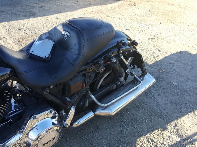2013 HARLEY-DAVIDSON FLTRX ROAD 1HD1KHM17DB675062