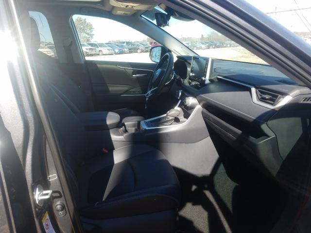 2019 TOYOTA RAV4 XLE P 2T3C1RFV1KW014683