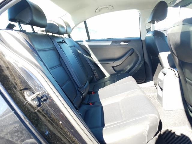 2017 VOLKSWAGEN JETTA 3VWDB7AJ9HM208864