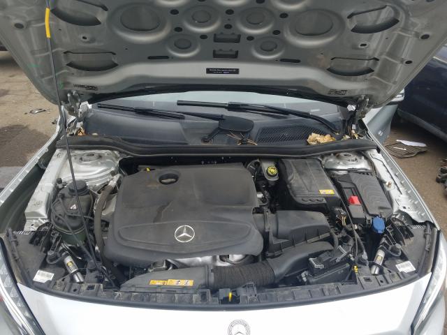 2015 MERCEDES-BENZ GLA 250 4M WDCTG4GB6FJ035176