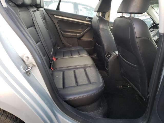 2010 VOLKSWAGEN JETTA LIMI 3VWAX7AJ5AM106990