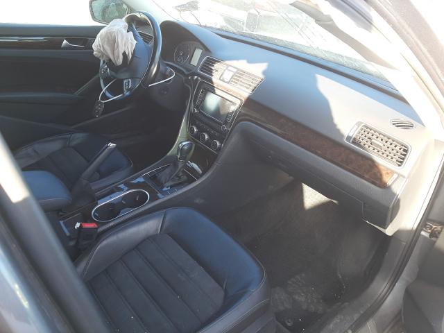 2015 VOLKSWAGEN PASSAT SEL 1VWCV7A34FC062893