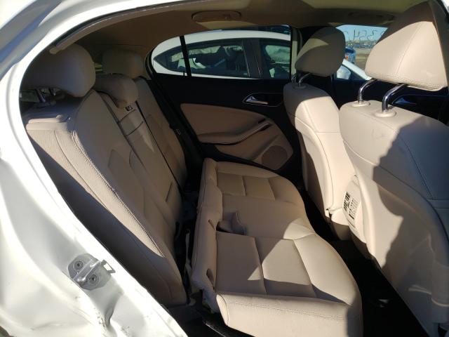 2015 MERCEDES-BENZ GLA 250 4M WDCTG4GB5FJ125919