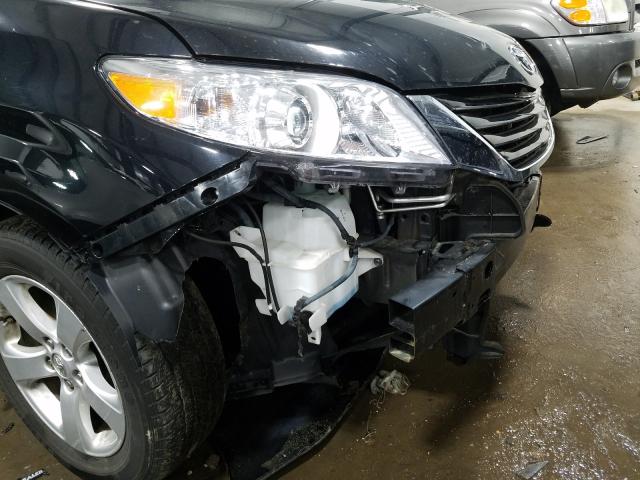 2017 TOYOTA SIENNA LE 5TDKZ3DC2HS793525