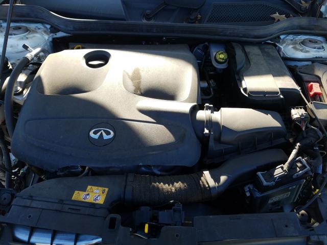 2018 INFINITI QX30 BASE SJKCH5CP2JA002028