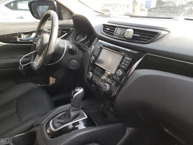 2017 NISSAN ROGUE JN1BJ1CR0HW121953