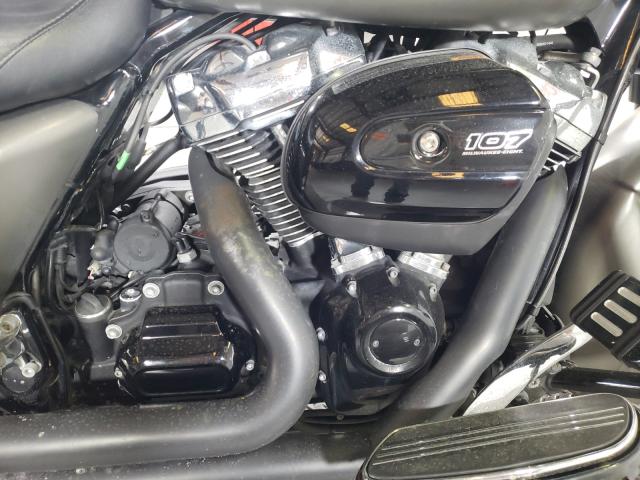 2018 HARLEY-DAVIDSON FLHX STREE 1HD1KBC11JB627888