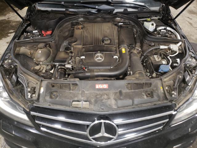 2012 MERCEDES-BENZ C 250 WDDGF4HB9CR237831