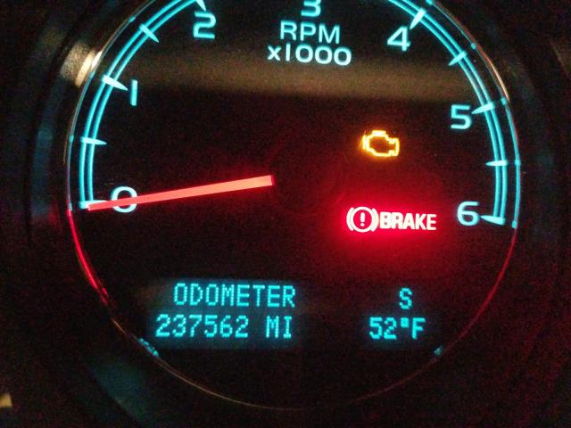 2011 GMC YUKON SLT 1GKS1CE0XBR139409