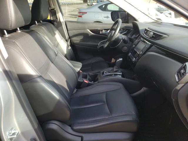 2017 NISSAN ROGUE JN1BJ1CR0HW121953