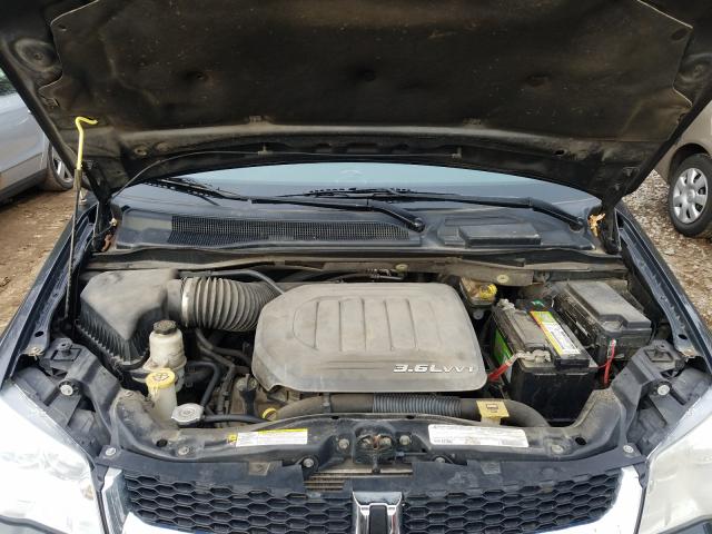 2011 DODGE GRAND CARA 2D4RN5DG1BR756171