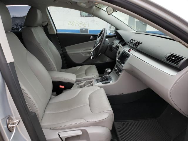 2010 VOLKSWAGEN PASSAT KOM WVWJK7ANXAE081188