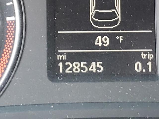 2015 VOLKSWAGEN PASSAT SE 1VWBV7A3XFC017551