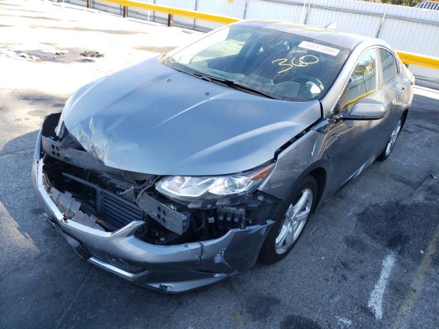 VIN 1G1RC6S51JU130673 2018 Chevrolet Volt, LT no.2