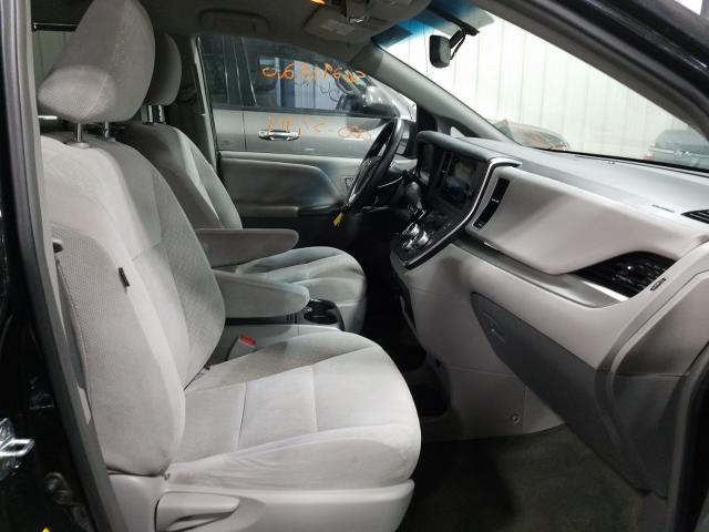 2017 TOYOTA SIENNA LE 5TDKZ3DC2HS793525