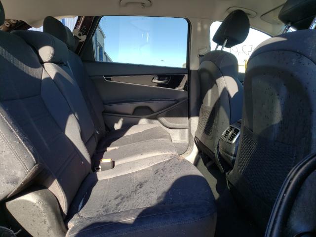 2019 KIA SORENTO LX 5XYPG4A54KG481301