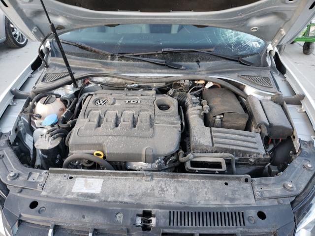 2015 VOLKSWAGEN PASSAT SE 1VWBV7A32FC046400