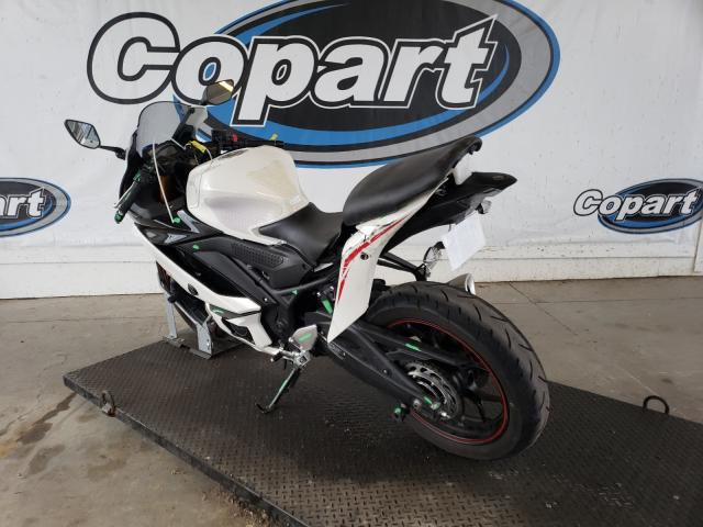 2019 YAMAHA YZFR3 A MH3RH18Y5KK002609