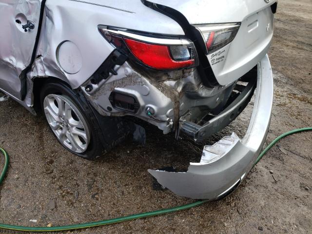 2017 TOYOTA YARIS IA 3MYDLBYV8HY156858