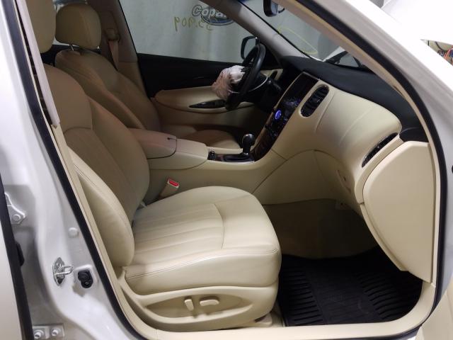 2017 INFINITI QX50 JN1BJ0RP3HM389326
