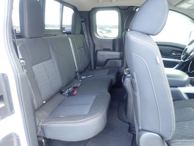 2017 NISSAN TITAN SV 1N6AA1C52HN573606